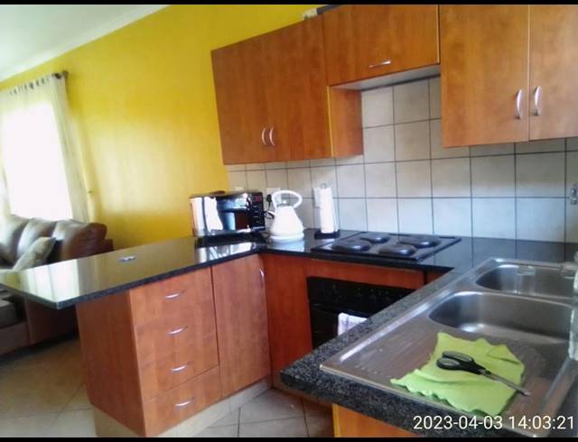 2 BEDROOM SIMPLEX FOR SALE IN THE ORCHARDS